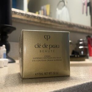 Cle De Peau Eye Contour Crème Supreme